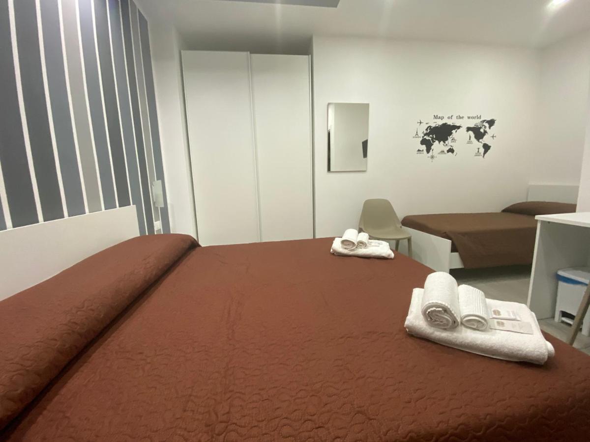 In Centro Rooms Vicino Cefalu Self-Chek-In Campofelice Di Roccella Exteriér fotografie