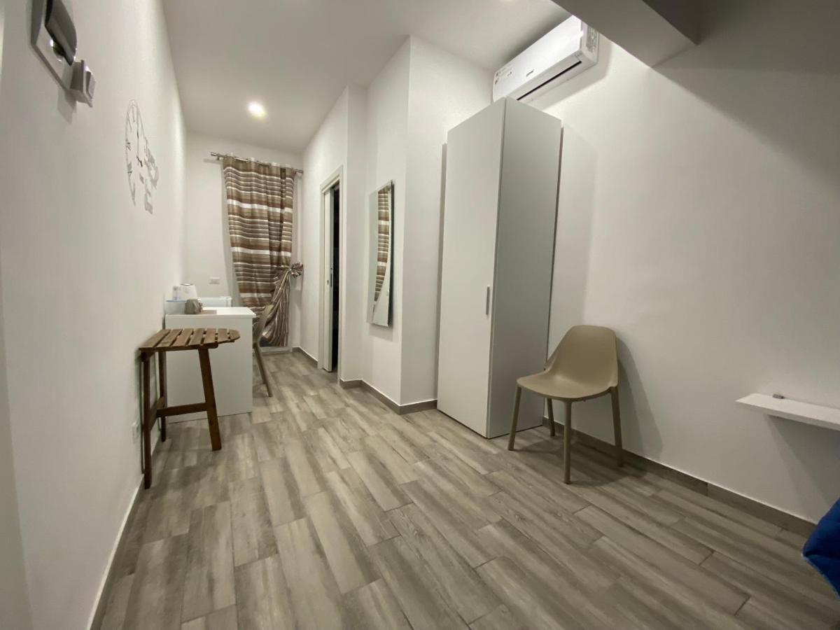 In Centro Rooms Vicino Cefalu Self-Chek-In Campofelice Di Roccella Exteriér fotografie