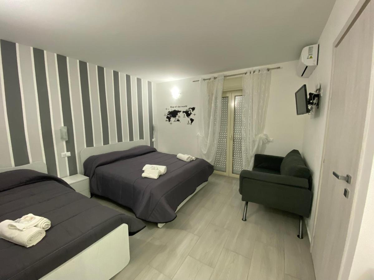 In Centro Rooms Vicino Cefalu Self-Chek-In Campofelice Di Roccella Exteriér fotografie