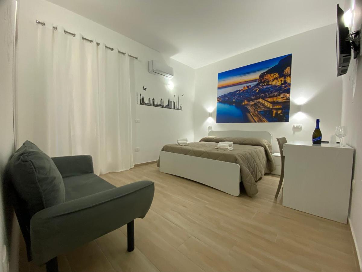In Centro Rooms Vicino Cefalu Self-Chek-In Campofelice Di Roccella Exteriér fotografie