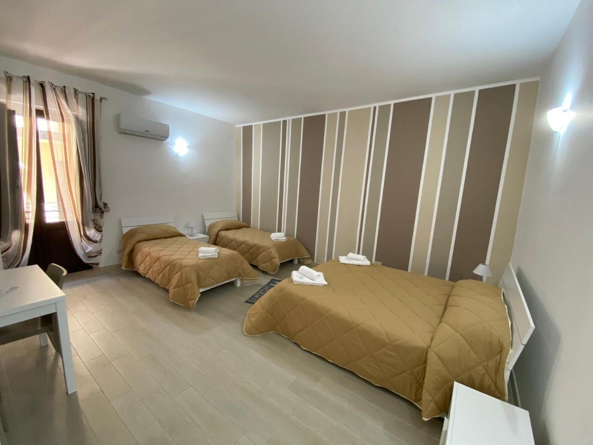 In Centro Rooms Vicino Cefalu Self-Chek-In Campofelice Di Roccella Exteriér fotografie