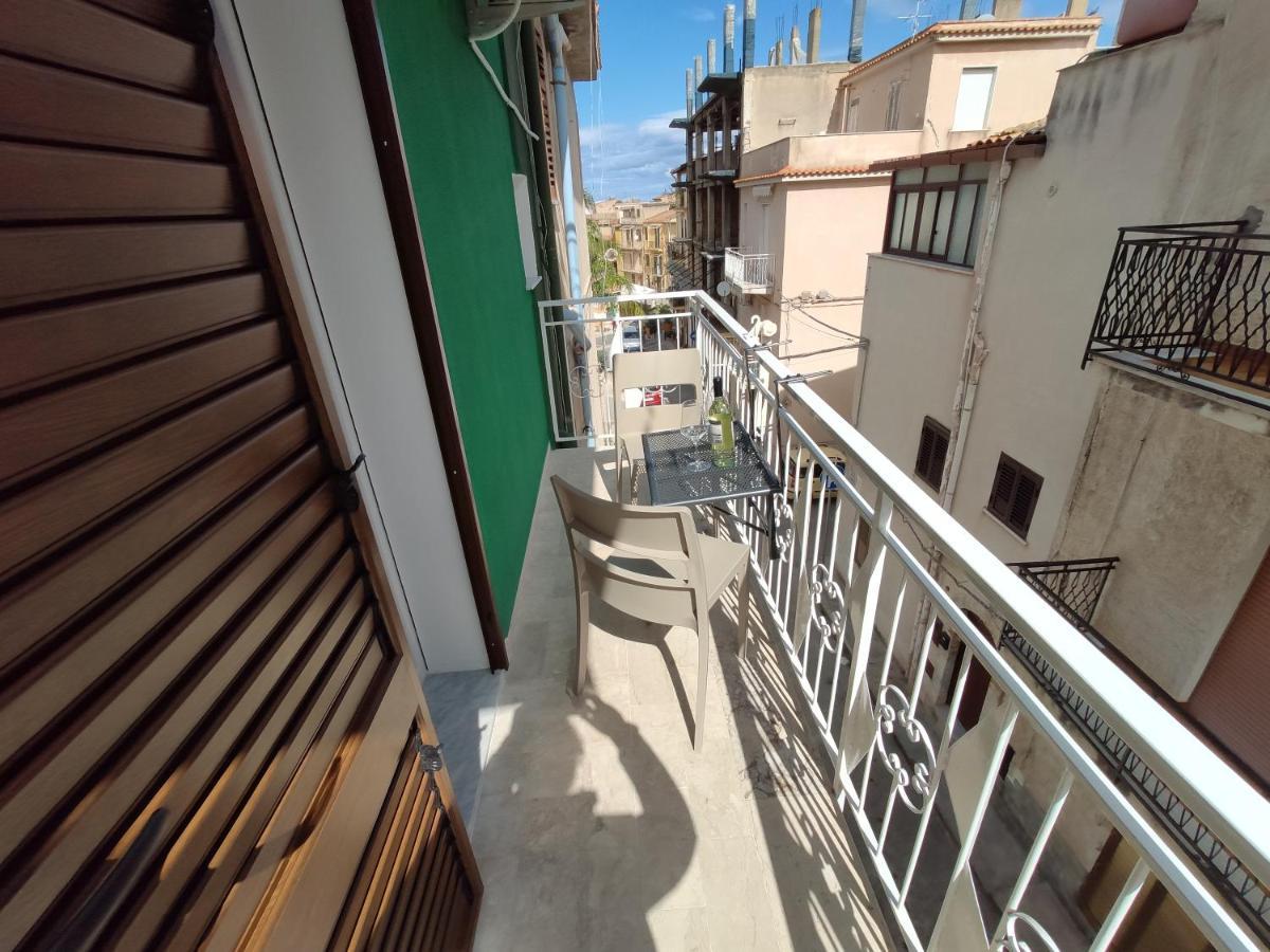In Centro Rooms Vicino Cefalu Self-Chek-In Campofelice Di Roccella Exteriér fotografie